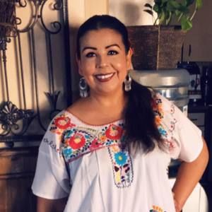 Meet your Posher, Dolores